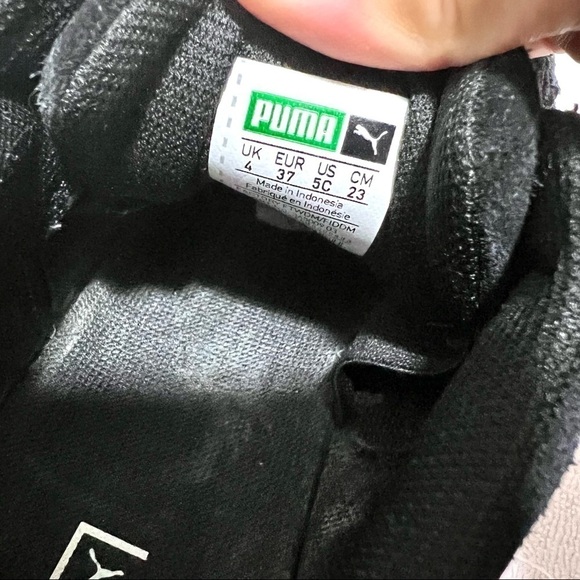 PUMA Suede Heart Valentine Black sneakers womens size 5C wide - Picture 8 of 8